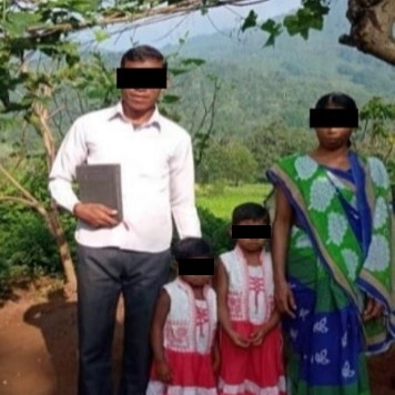 Indie Pastor z rodziną