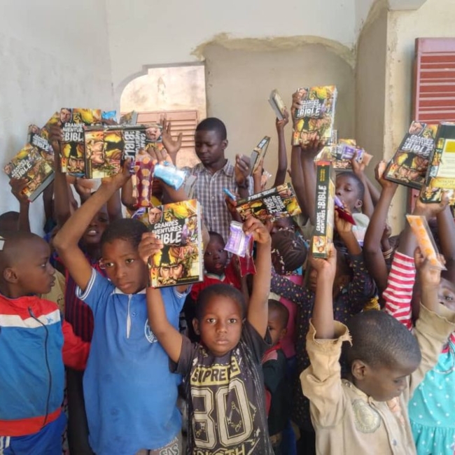 2930_MALIANCHRISTIANS_orig