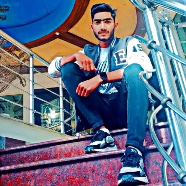 pk-farhan-ul-qamar-msn-lg